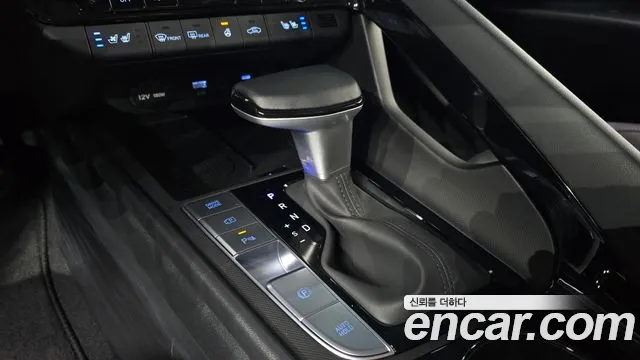 Hyundai AVANTE Новый Avante (CN7) — Фото автомобиля 9