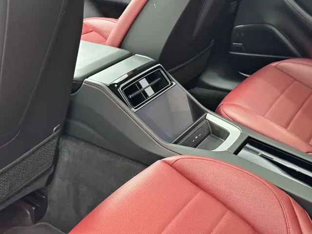 Porsche Panamera — Фото автомобиля 16
