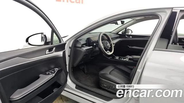 Kia K5 Generation 3 — Фото автомобиля 15