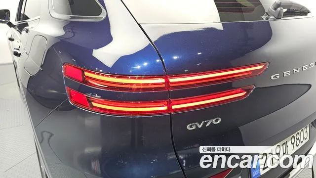 Genesis GV70 2.5T Бензин 2WD — Фото автомобиля 17