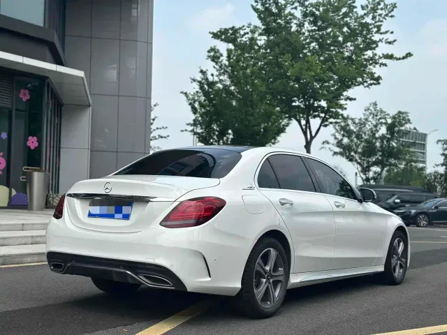 Mercedes-Benz C-Class — Фото автомобиля 9