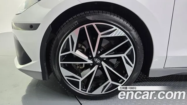 Hyundai Ioniq 6 — Фото автомобиля 5
