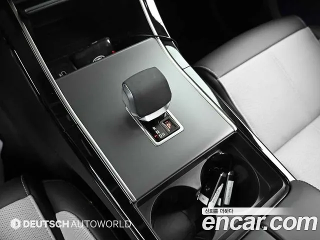 Land Rover Range Rover Velar Range Rover Velar 3.0 P400 Dynamic HSE — Фото автомобиля 9