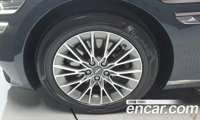 Genesis G80 RG3 — Фото автомобиля 5