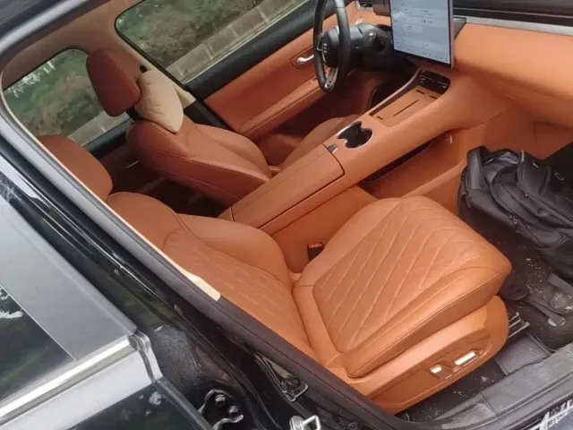 Landian E5 PLUS — Фото автомобиля 24