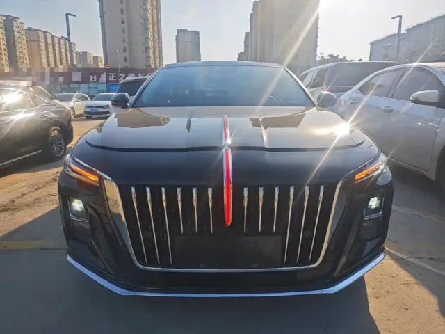 Hongqi H5 — Фото автомобиля 2