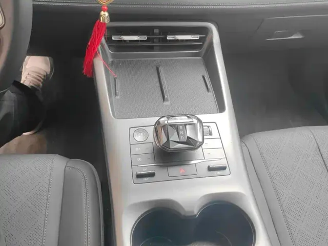 BYD Qin PLUS — Фото автомобиля 16