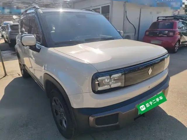 Baojun Yep Plus — Фото автомобиля 3