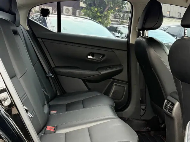 Nissan Sylphy — Фото автомобиля 21