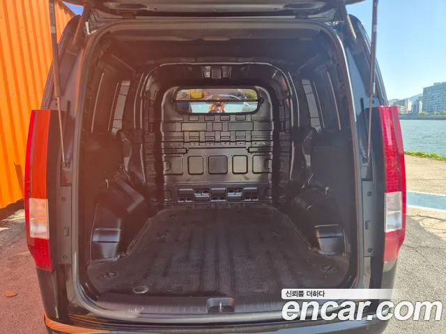 Hyundai Staria Staria Карго 5 мест — Фото автомобиля 9