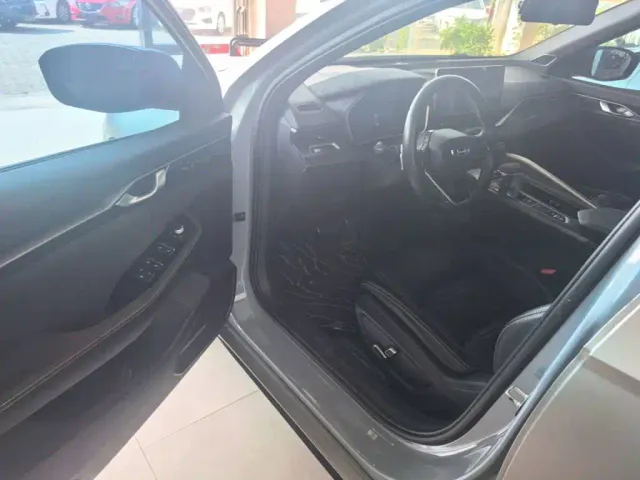 Geely Xingrui — Фото автомобиля 15