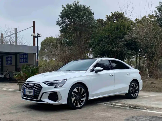 Фотография автомобиля — Audi A3