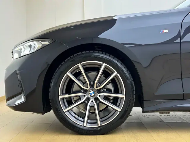 BMW 3 Series — Фото автомобиля 5