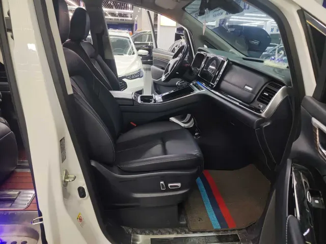 GAC Trumpchi M8 — Фото автомобиля 8