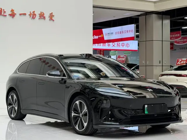 Nio ET5 Touring — Фото автомобиля 3