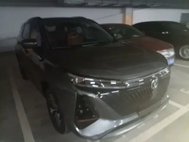 Changan CS75 Plus — Фото автомобиля 3