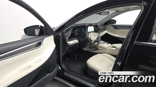 Hyundai Grandeur Новый Grandeur IG — Фото автомобиля 10