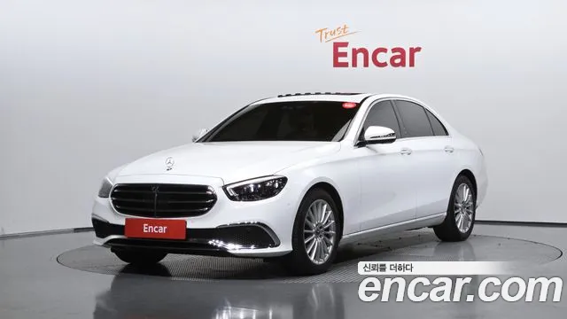 Фотография автомобиля — Mercedes-Benz E-Class W213