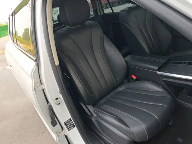 Roewe RX5 Max — Фото автомобиля 24