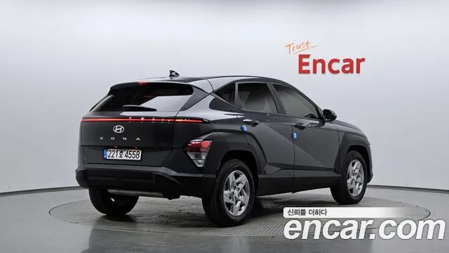 Hyundai Kona SX2 — Фото автомобиля 2