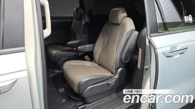Kia Carnival 4th Gen — Фото автомобиля 16
