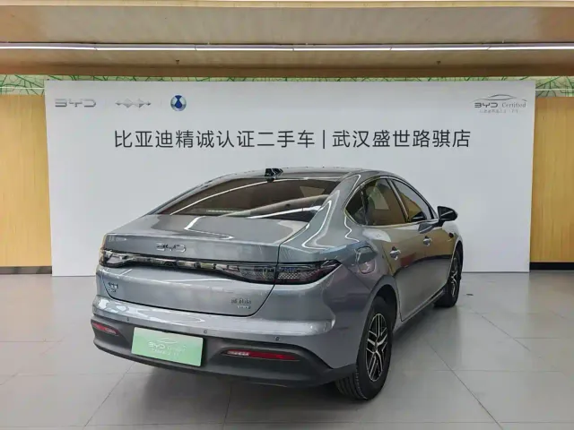 BYD Seal 05 DM-i — Фото автомобиля 5
