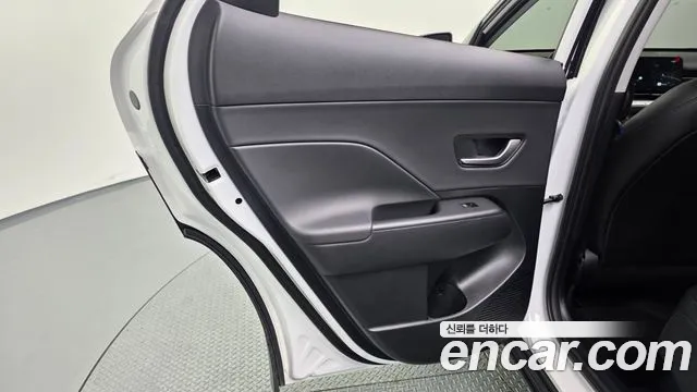 Hyundai Kona SX2 — Фото автомобиля 25