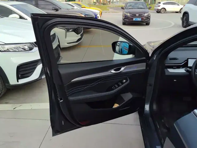 Geely Xingrui — Фото автомобиля 7