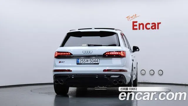 Audi SQ7 4M — Фото автомобиля 4