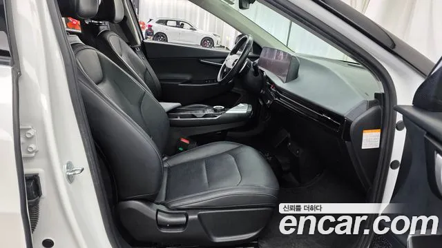 Kia EV6 — Фото автомобиля 11