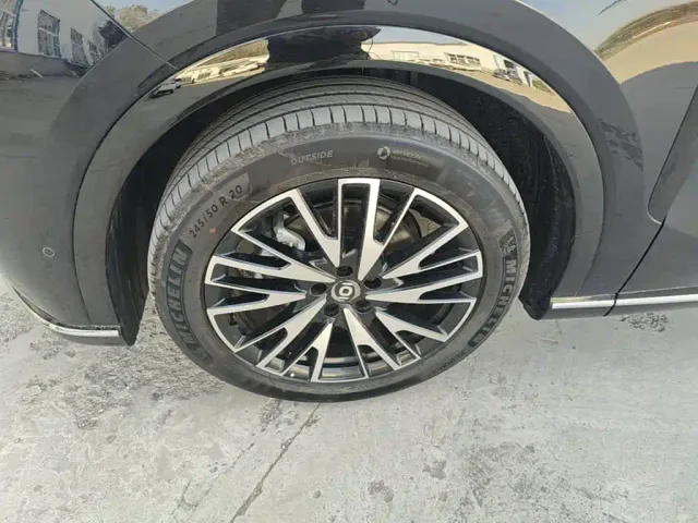 Changan Qiyuan Q07 — Фото автомобиля 22