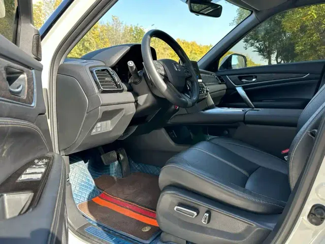 Honda UR-V — Фото автомобиля 4