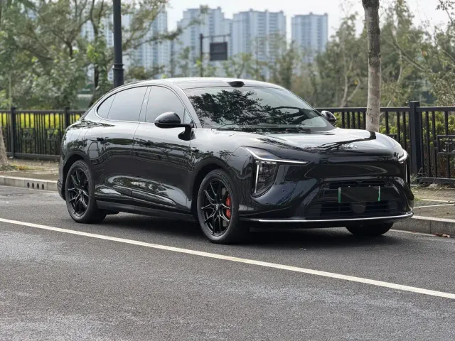 IM Motors LS6 — Фото автомобиля 3