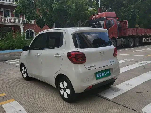 Wuling Hongguang Mini EV — Фото автомобиля 11