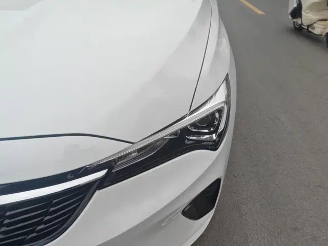 Buick Verano — Фото автомобиля 5