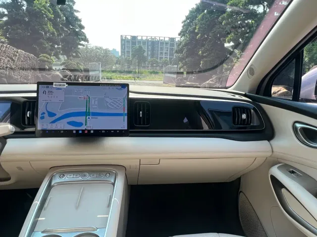 BYD Seal 05 DM-i — Фото автомобиля 15
