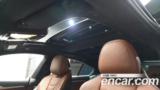 BMW 8 Series G15 — Фото автомобиля 22