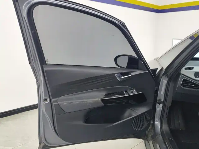 Volkswagen ID.3 — Фото автомобиля 7