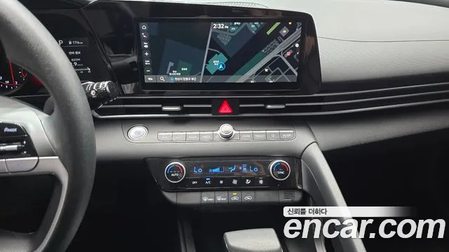 Hyundai AVANTE Avante (CN7) — Фото автомобиля 12