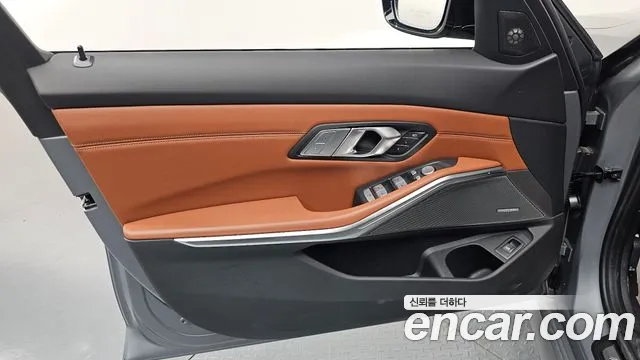 BMW 3-Series 3 серия (G20) — Фото автомобиля 21