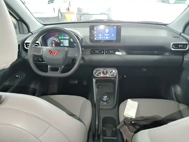 Wuling Hongguang — Фото автомобиля 9