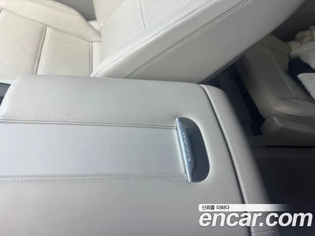 Cadillac Escalade Escalade 5 поколение — Фото автомобиля 16