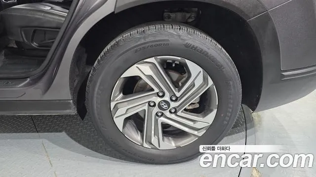 Hyundai Santafe — Фото автомобиля 21