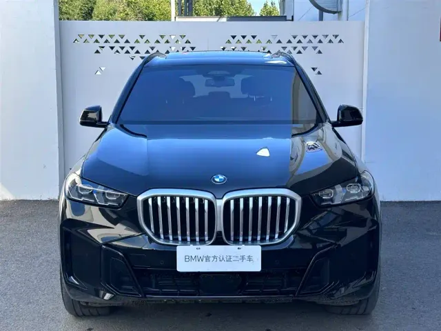 BMW X5 — Фото автомобиля 2