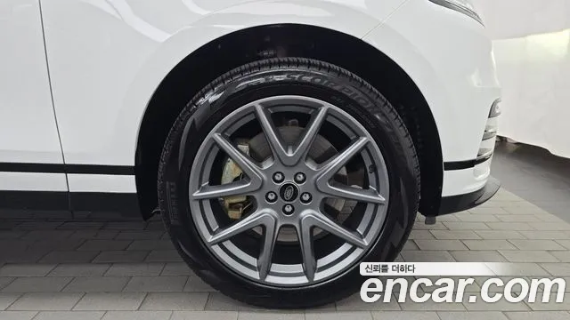 Land Rover Range Rover Velar — Фото автомобиля 5