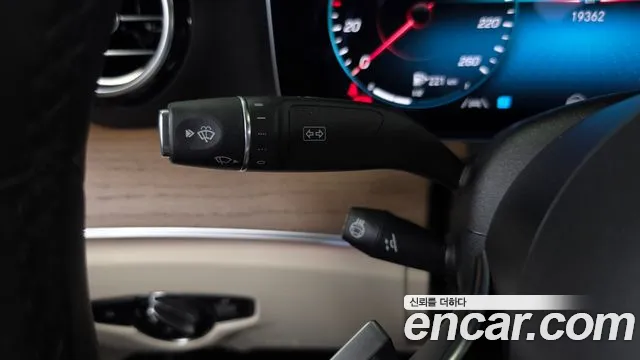 Mercedes-Benz E-Class W213 — Фото автомобиля 27
