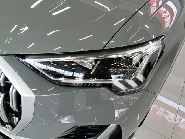 Audi Q3 — Фото автомобиля 23