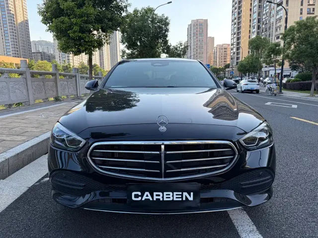 Mercedes-Benz C-Class — Фото автомобиля 2