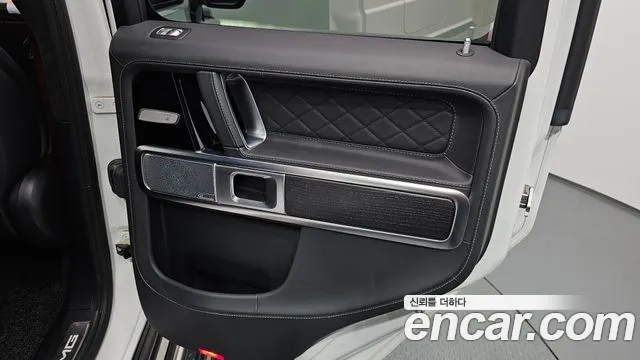 Mercedes-Benz G-Class — Фото автомобиля 25