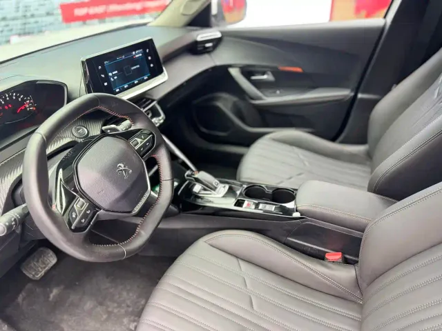 Peugeot Peugeot 2008 2022 230THP THE ONE — Фото автомобиля 11